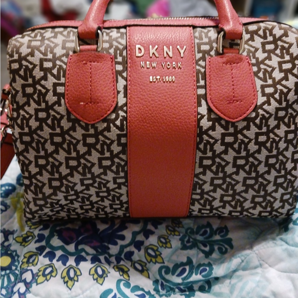 Handbag